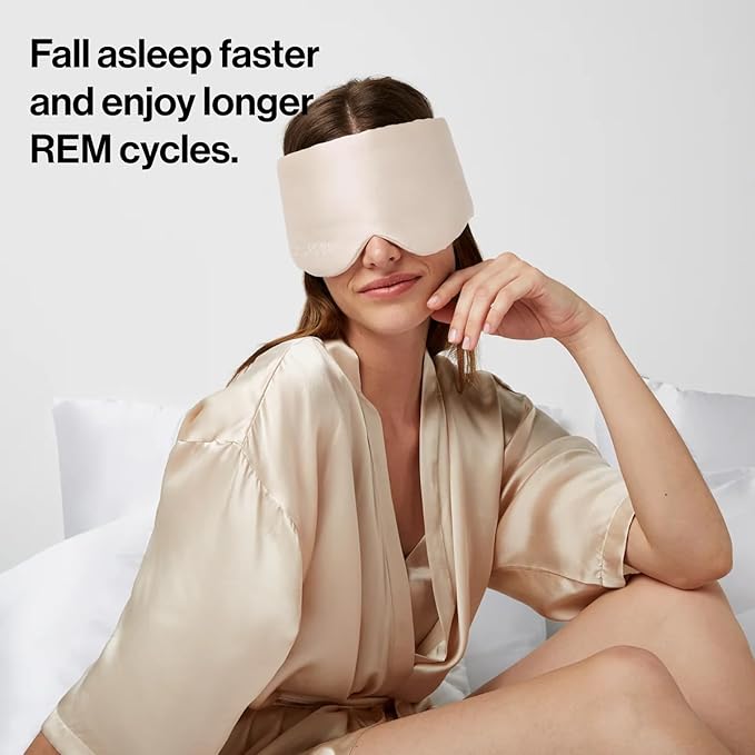 Dore & Rose Deep Sleep Mask Light Blocking, 23 Momme Mulberry Silk Eye Mask, Ultra Soft, Adjustable - Travel Sleeping Mask for Men & Women - Champagne