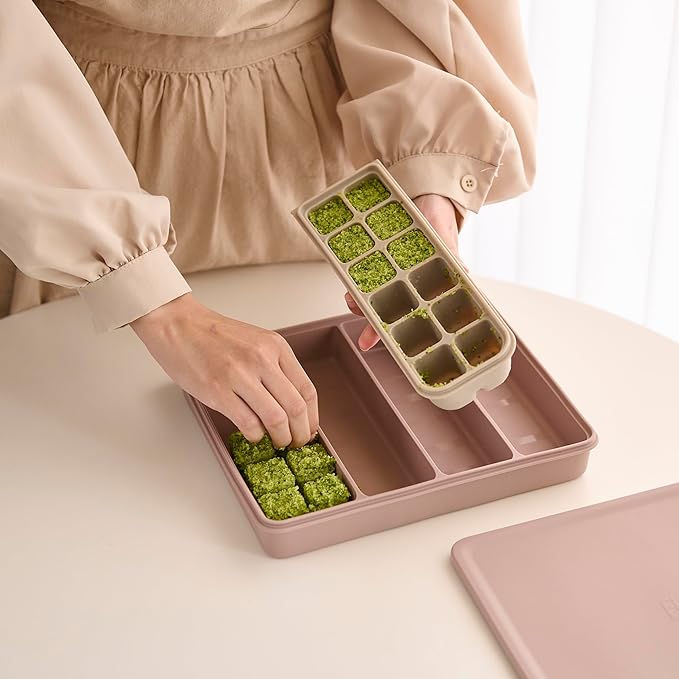 Silicone Food Storage Containers with Airtight Lids, 26.4oz Dual-Seal Leakproof Silicone Freezer Molds for Baby Food, Snacks, Cutlery & More - BPA Free, Stackable, Microwave, & Dishwasher Safe, Brown