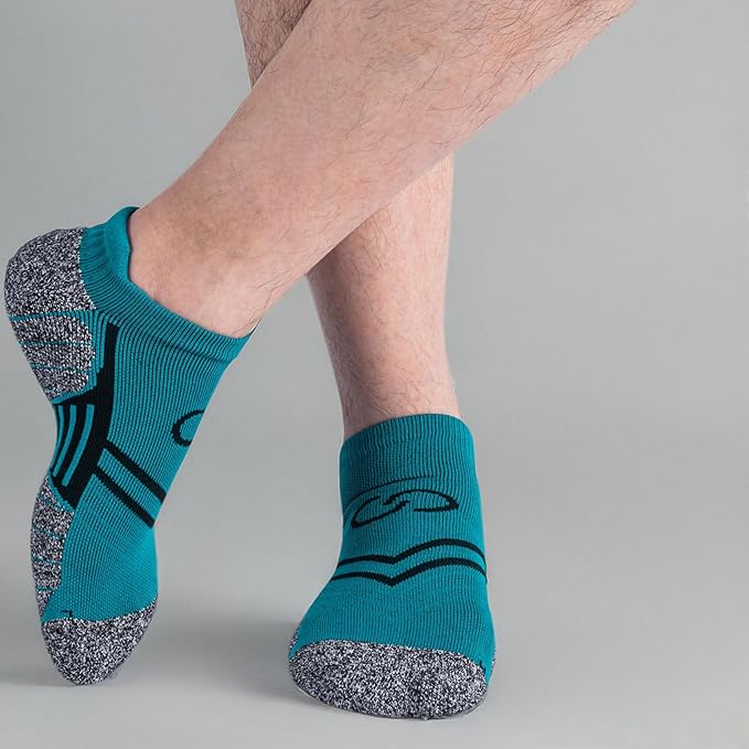 CWVLC No Show Sports Compression Socks for Men Women with Cushion (4/8 Pairs)