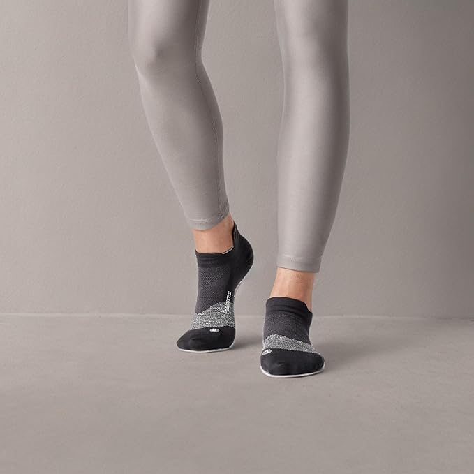 Feetures Elite Ultra Light Cushion Ankle Socks - Sport Sock with Targeted Compression