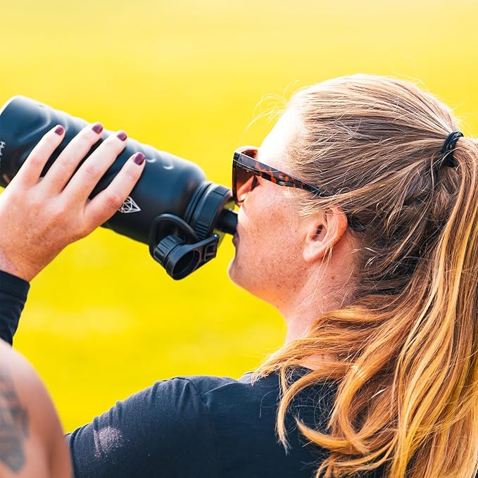 24oz Stainless Steel Insulated Water Bottle, 48H Ice Cold & 24H Hot, Leak-Proof Wide Mouth Lids (Straw & Spout), BPA-Free Bottles, Mens Water Bottle for Gym, Hiking, Travel - Green