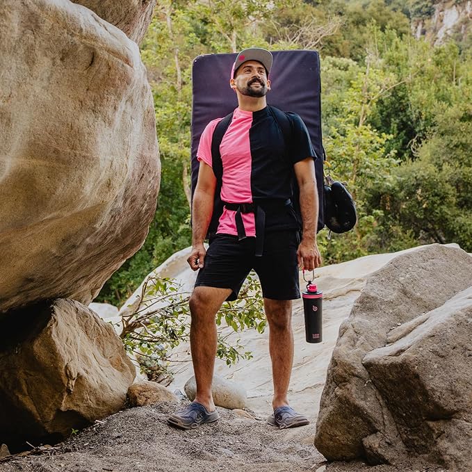 BOTTLE BOTTLE 26 oz Insulated Shaker Bottle Insulated Water Bottle for Men and Women Protein Shaker Bottles for Gym Water Cup black