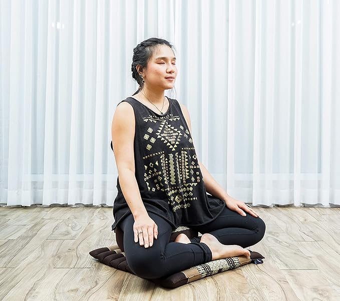 Leewadee Meditation Cushion Set – 1 Small Zafu Yoga Pillow and 1 Small Roll-Up Zabuton Mat Filled with Kapok