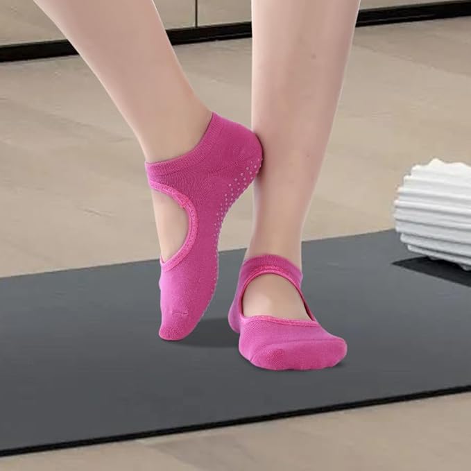 Pilates Ring and Ball Set, 6 Pcs Home Pilates Kit with 13” Circle Circle Yoga Ring 3 Resistance Bands 9.8” Pilates Ball Pilates Grip Socks, Pilates Essential Kit for Women Girl Home Workouts