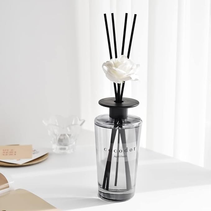 COCODOR White Flower Reed Diffuser / April Breeze / 1 Pack / Home & Office Decor Aromatherapy Diffuser Oil Gift Set / Large Size, Large Capacity, Big Size Diffuser, Black Edition/16.9Ounce(500 ml)