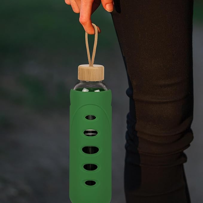 Sport 32oz Glass Water Bottle 1000ml /1 liter Borosilicate Glass Water Bottle Reusable Waterbottle Jugwith Silicone Sleeve and Unique Lid (Dark green
