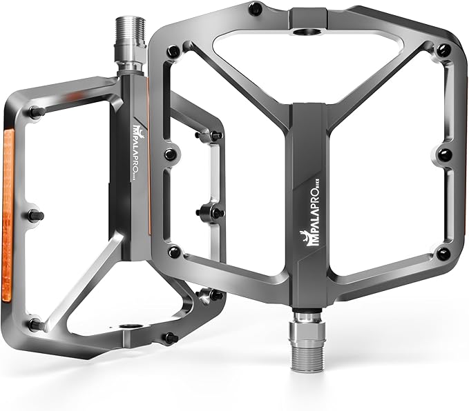 Flat Bike Pedals with Reflectors CNC Aluminium 9/16” – MTB Pedals with Extra Wide Platform and Removable Anti-Slip Pins – Lightweight Pedals for Mountain Bike & Road Bike 294 g
