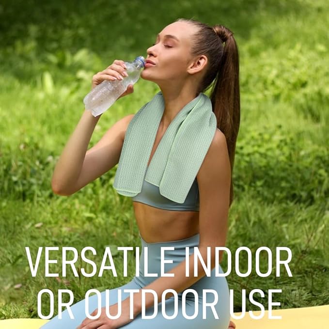 SUNLAND Microfiber Sports Workout Towels Fast Drying Fitness Sweat Towels for Men & Women Lightweight Multi-Purpose Gym Exercise Towel