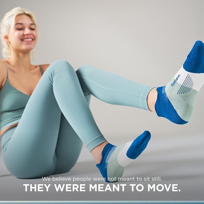 Feetures Elite Ultra Light Cushion Ankle Socks - Sport Sock with Targeted Compression