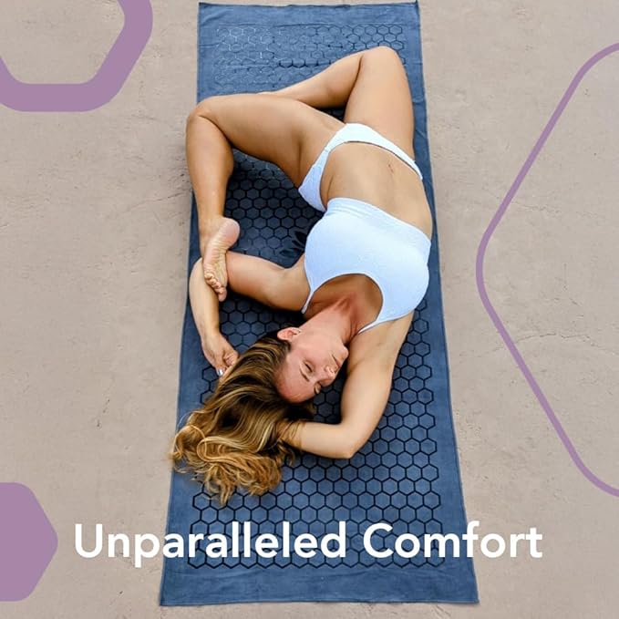 Clever Yoga Hot Yoga Mat Towel – Non-Slip Grip for Hot Yoga, Sweat Absorbent, Honeycomb Silicone Grip, Stays Flat – Ideal for Pilates, Travel, Washable & Lightweight - Dark Blue