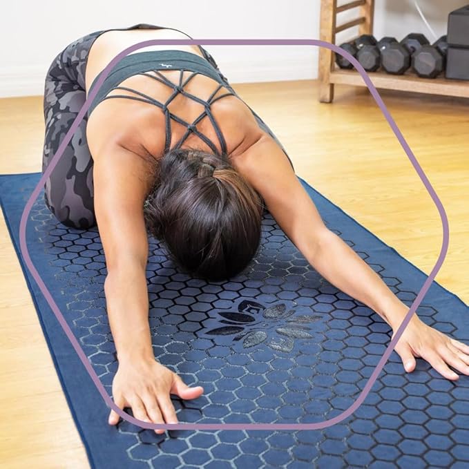 Clever Yoga Hot Yoga Mat Towel – Non-Slip Grip for Hot Yoga, Sweat Absorbent, Honeycomb Silicone Grip, Stays Flat – Ideal for Pilates, Travel, Washable & Lightweight - Dark Blue