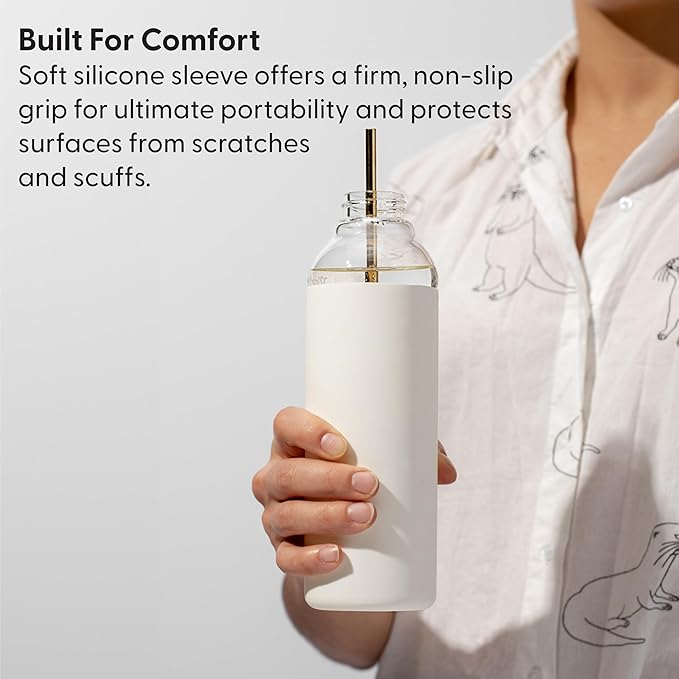 W&P Porter Glass Water Bottle w/ Protective Silicone Sleeve | Terrazzo Blush 20 Ounces | On-the-Go | Reusable Bottle for Coffee, Tea and Water | Portable