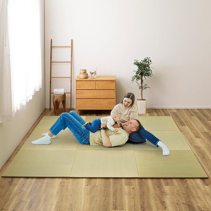 HAGiHARA Japanese Tatami Mat, Patchwork Tatami Floor Mats, 96" x 96" Foldable Square with Non-Slip Design for Bedroom, Crawling and Yoga, Made of Rush Grass, Igusa(Without Edge/9 Picecs)
