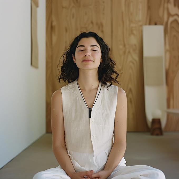 528 Hz Meditation Necklace Breathing Frequency Sound Healing Device by Adjusting The Breathing for Anxiety & Stress Relief Mindfulness (Black)