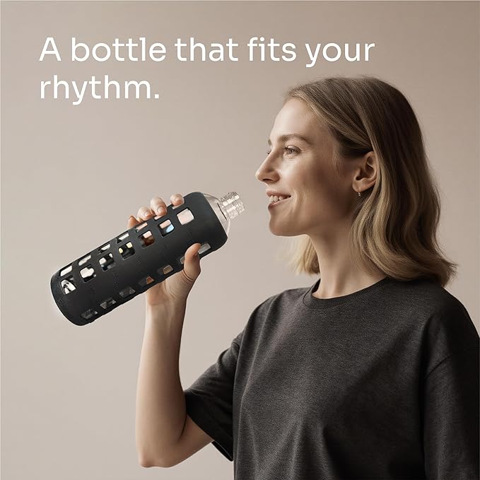 purifyou 40oz / 32oz / 22oz / 12oz Borosilicate Glass Water Bottle with Time & Volume Markers, Silicone Sleeve, Stainless Steel Lid | Reusable Glass Bottle for Water & Juice (32oz Jet Black)