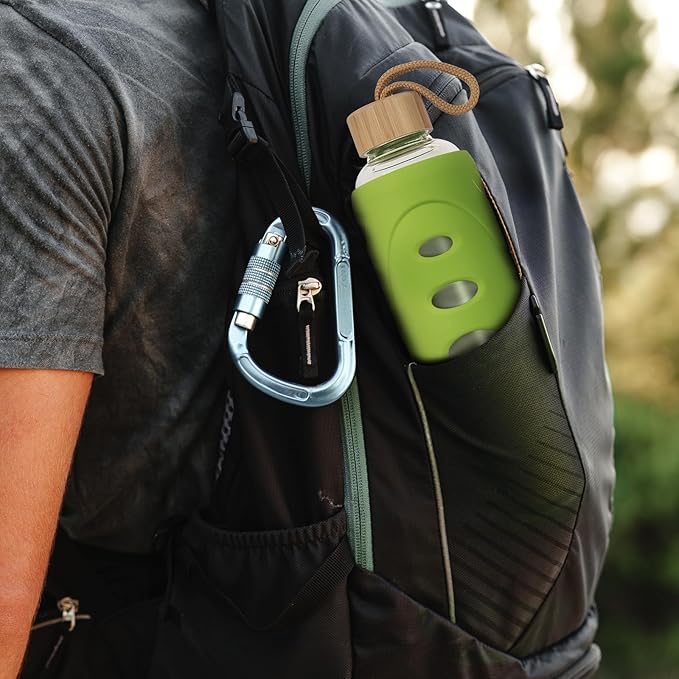 Sport 32oz Glass Water Bottle 1000ml /1 liter Borosilicate Glass Water Bottle Reusable Waterbottle Jugwith Silicone Sleeve and Unique Lid (Green