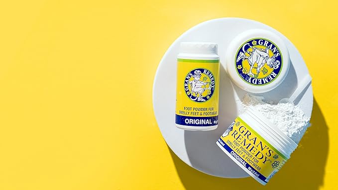 Gran's Remedy Shoe Deodorizer and Foot Powder for Smelly Feet - Effective Shoe Odor Eliminator in Travel Size - Absorbs Sweat and Moisture for Shoes and Feet - Unscented