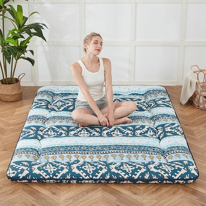 Japanese Floor Mattress, Futon Mattress with Portable Storage Bag and Washable Cover, Roll Up Thick Tatami Mat Suitable for Camping, Guest Room (Blue Striped Jacquard, Full)