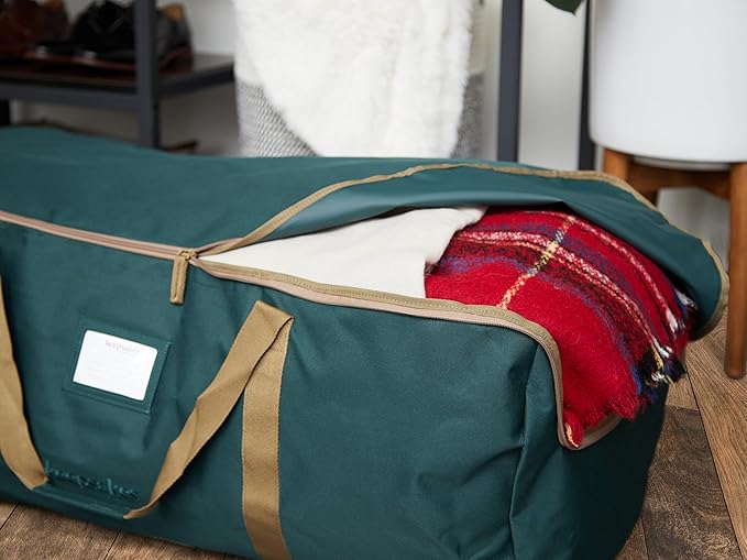 Covermates Keepsakes - Storage Duffel Bag - Heavy Duty Polyester - Reinforced Handles - Closet Storage, Green