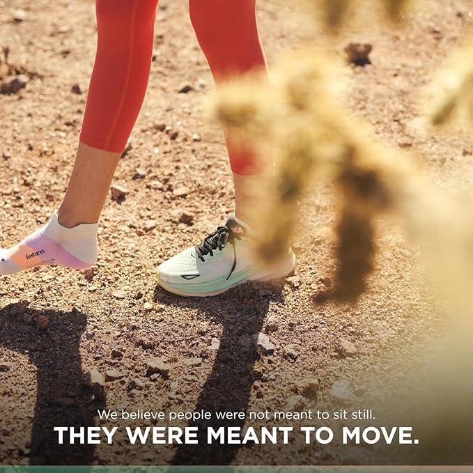 Feetures Elite Ultra Light Cushion Ankle Socks - Sport Sock with Targeted Compression