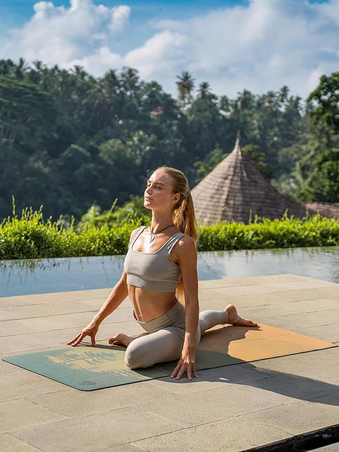 Cork Yoga Mat with Natural Rubber Base, Extra Size, Thickness and Support, Excellent Cushion & Grip, Non-Slip, Non-Toxic, Sweat-Resistant, Sustainable, Eco-friendly Exercise Mat