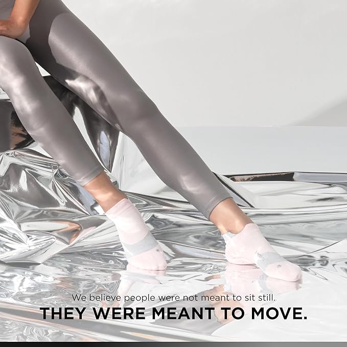 Feetures Elite Ultra Light Cushion Ankle Socks - Sport Sock with Targeted Compression