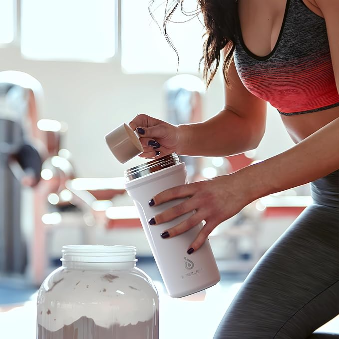 Ideus Protein Shaker Bottle 24oz(710ml) Insulated Stainless Steel Shaker Bottle with Silent Tritan Ball Portable Pre Workout Shaker Cups for Protein Shakes, Smoothies, Cocktails, White