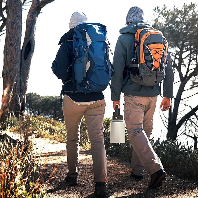 Half Gallon Water Bottle Insulated(Cold for 48 Hrs),BPA Free&Leak Proof,64oz Stainless Steel Water Jug/Flask,Big thermo,Large Water Bottle with Handle for Gym,Hiking,Camping,Stainless