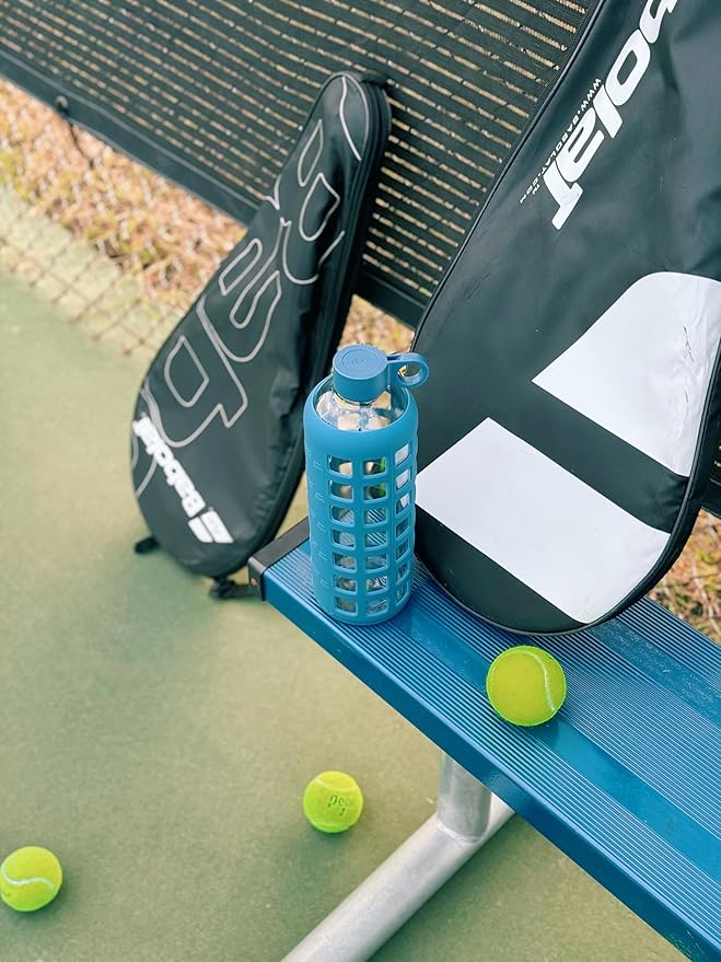 purifyou 40oz / 32oz / 22oz / 12oz Borosilicate Glass Water Bottle with Time & Volume Markers, Silicone Sleeve, Stainless Steel Lid | Reusable Glass Bottle for Water & Juice (40oz Chinese Porcelain)