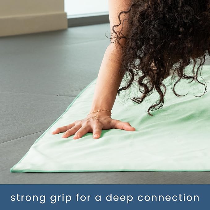S&T INC. Microfiber Yoga Mat Towel, Quick Dry Towel, Soft and Absorbent for Gym, Pilates, and Hot Yoga Mat, 1 Pack, 26.5 inches x 72 inches, Sage Green