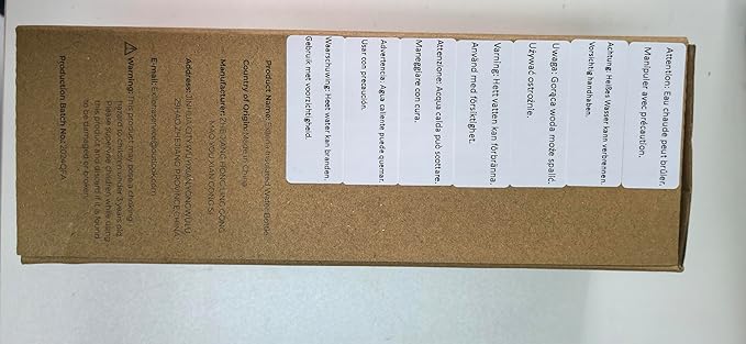 Slim Insulated Water Bottles for Travel 18oz with Clip, Double Wall Vacuum Stainless Steel Water Bottle Keeps Drinks Cold 24 Hrs/Hot 12 Hrs, 100% Leakproof, BPA Free（Red）