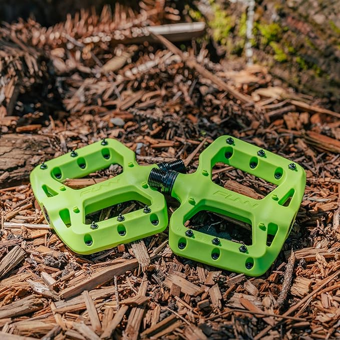 Funn Taipan S Glass Fiber Reinforced Thermoplastic Bike Pedals with 9/16-inch CrMo Axles for MTB/BMX/Urban/Gravel Riding, Suitable for Youth, Kids and Young Riders